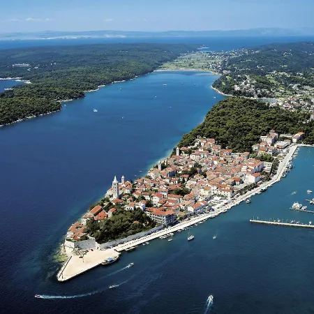 Apartment In With Seaview, Terrace, Air Condition, Wifi