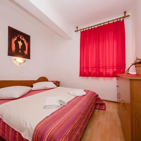 In With Seaview, Terrace, Air Condition, Wifi * Mundanije