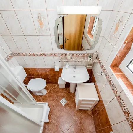 Apartman In With Seaview, Terrace, Air Condition, Wifi *