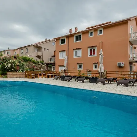In With Seaview, Terrace, Air Condition, Wifi Apartmán