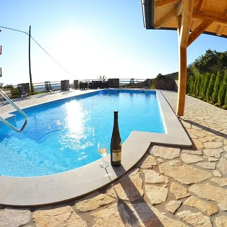 Apartment In With Seaview, Terrace, Air Condition, Wifi Mundanije