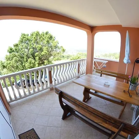 Apartment In With Seaview, Terrace, Air Condition, Wifi