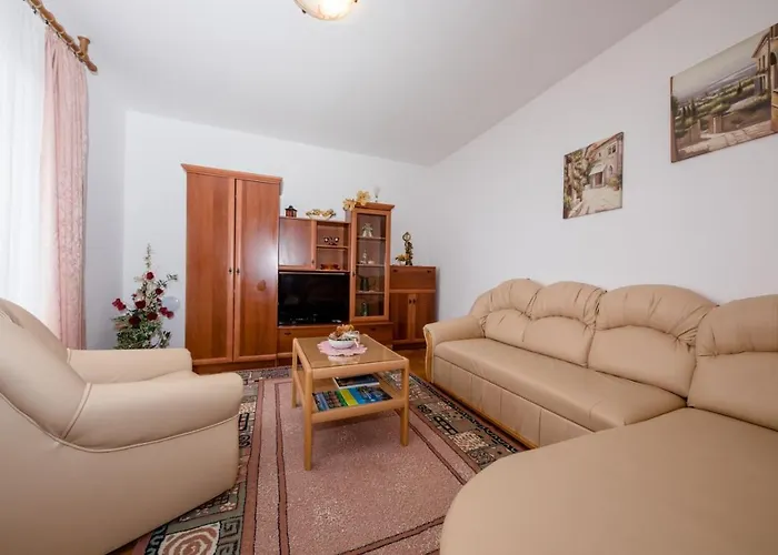 In With Seaview, Terrace, Air Condition, Wifi