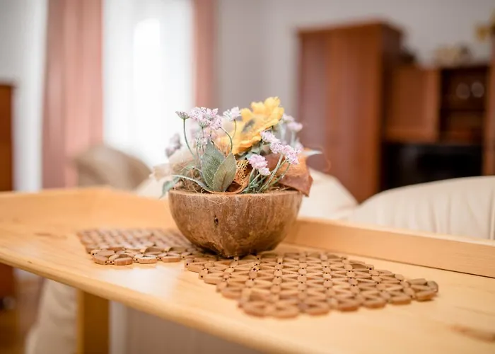 In With Seaview, Terrace, Air Condition, Wifi * Mundanije