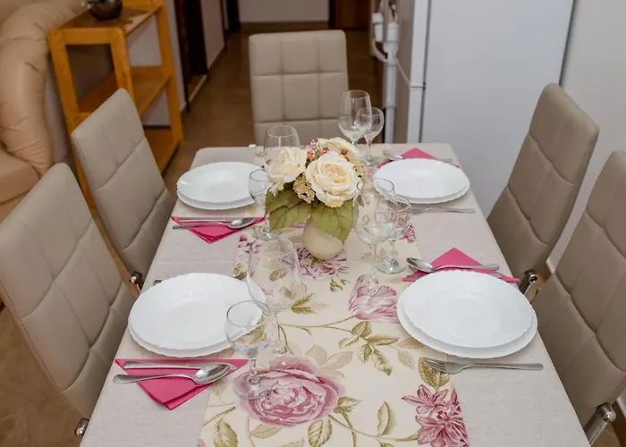 In With Seaview, Terrace, Air Condition, Wifi
