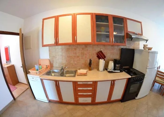 In With Seaview, Terrace, Air Condition, Wifi * Mundanije
