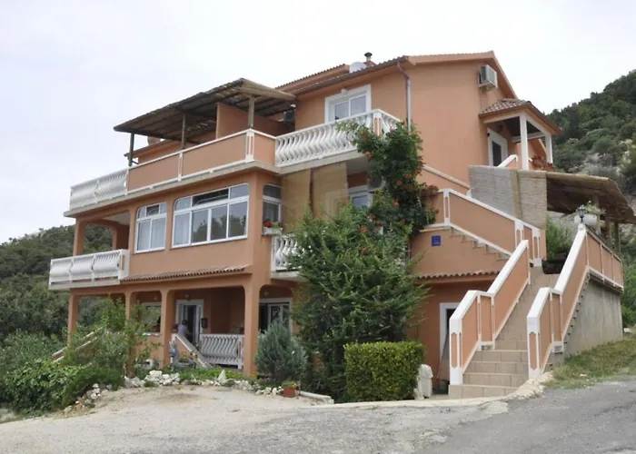 アパート In With Seaview, Terrace, Air Condition, Wifi *