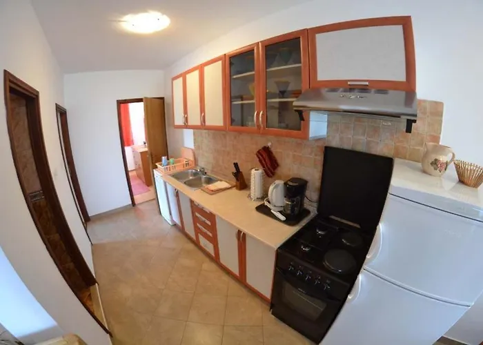 In With Seaview, Terrace, Air Condition, Wifi アパート *